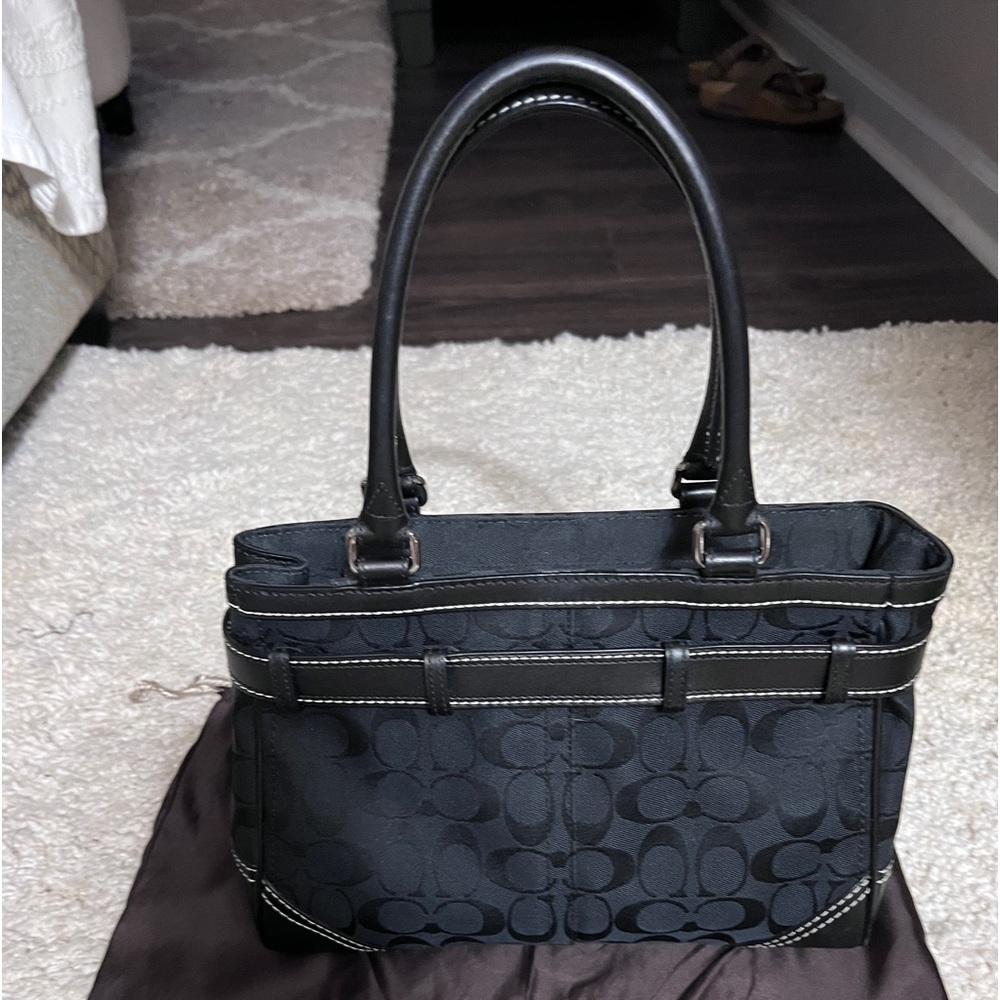 Authentic Coach Mini Hampton - image 3